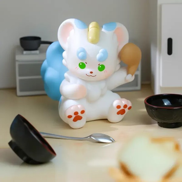 Фото - Коллекционная фигурка 10/10 Toys Fabulous Beasts серия Divine beast feeding в ассортименте (QWYS801)
